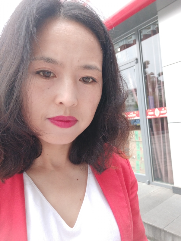 枫叶飘零的第一张照片--连江交友网
