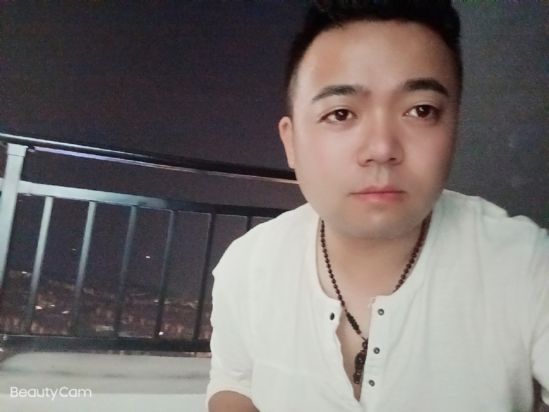 可么嗯哼的第一张照片--连江交友网