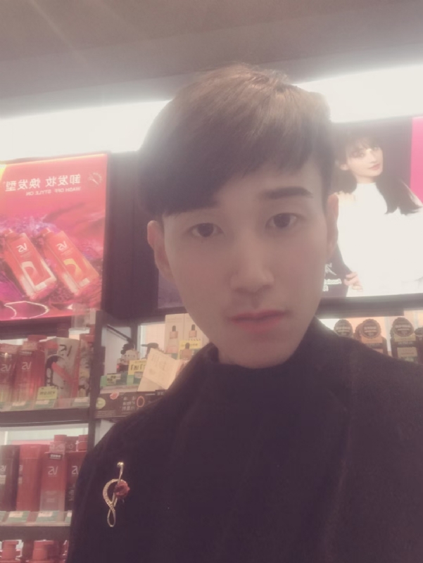 唯美的爱情故事的第一张照片--连江交友网