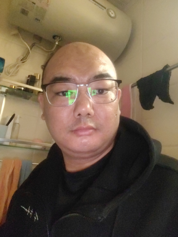 小胖子的第一张照片--连江交友网