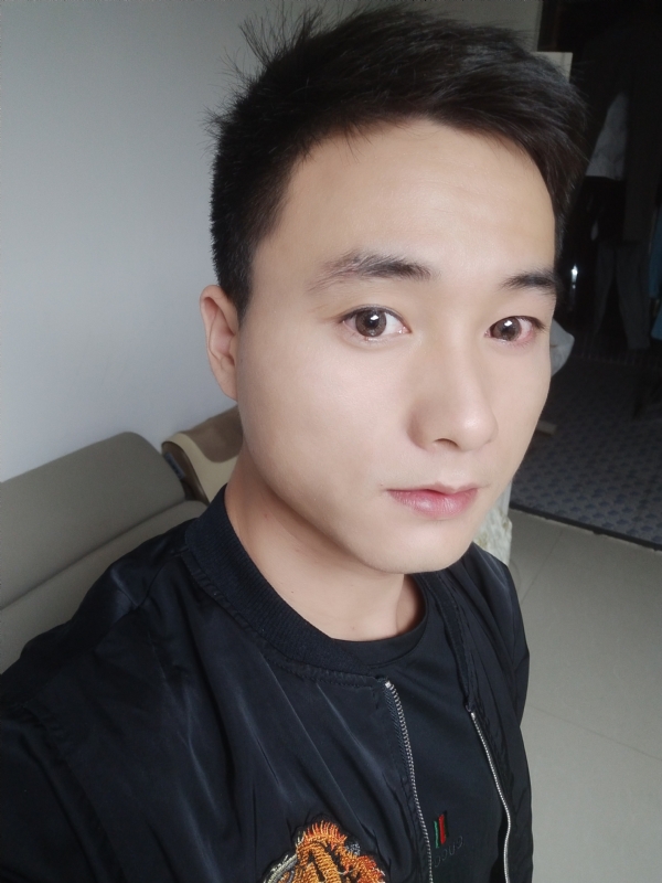 何凡的第三张照片--连江交友网