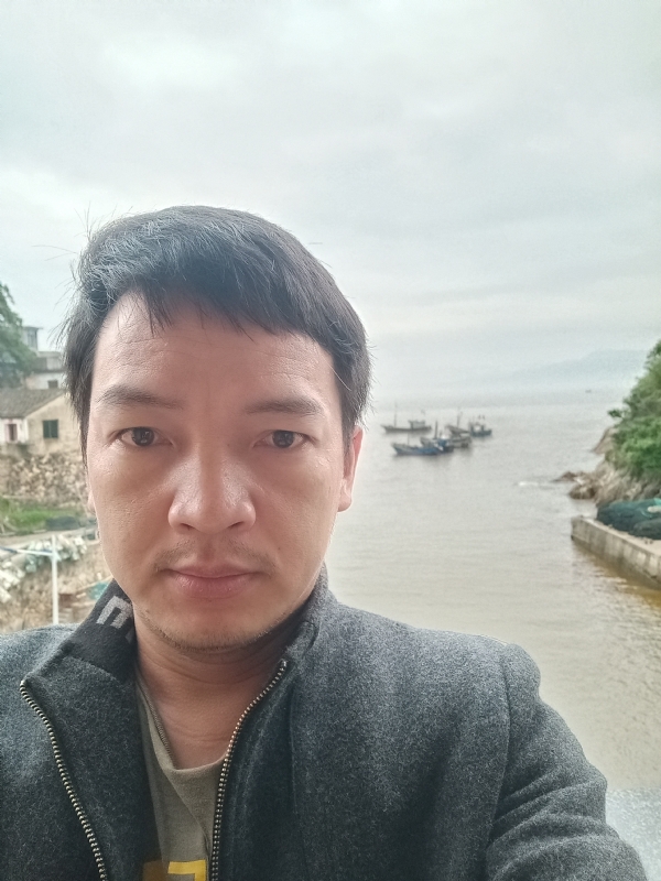 啊亮的第一张照片--连江交友网