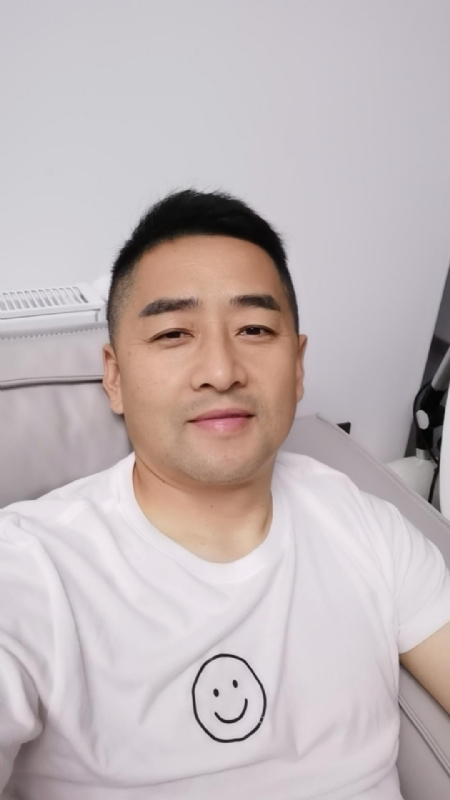 向阳而生的第一张照片--连江交友网