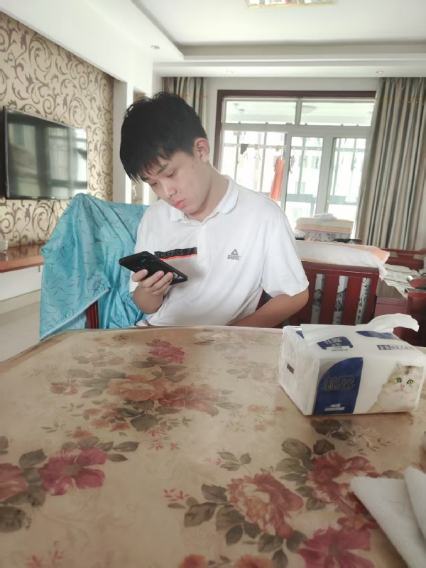 铁在烧的第一张照片--连江交友网