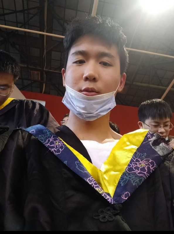 落落大方的第一张照片--连江交友网